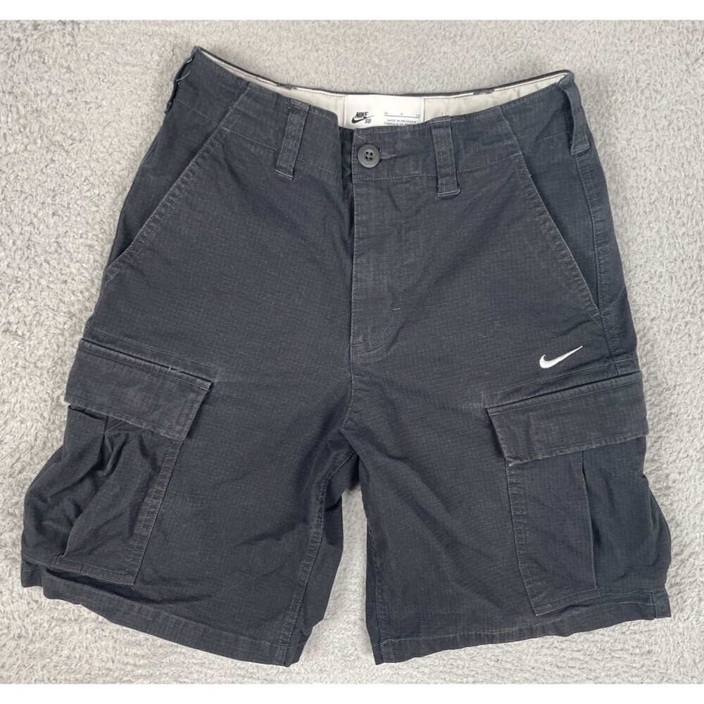 Nike SB Cargo Shorts Mens 26 x 9" Black Skateboarding DQ6292-010 - Picture 1 of 11